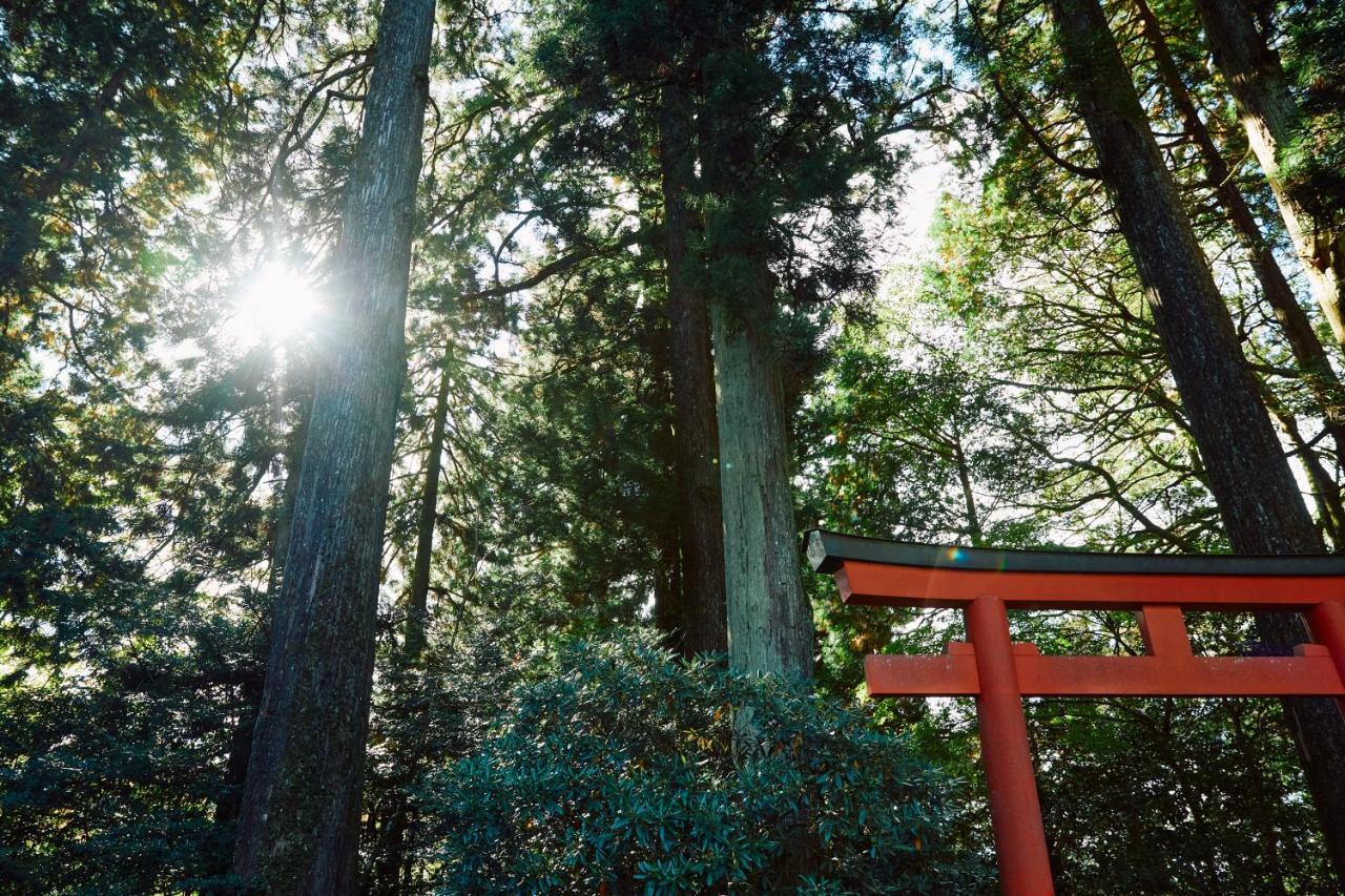 Villa Hakone Kabuto 古民家旅館 150平米 バス停迄一分 準天然温泉 最大12名 Exteriör bild