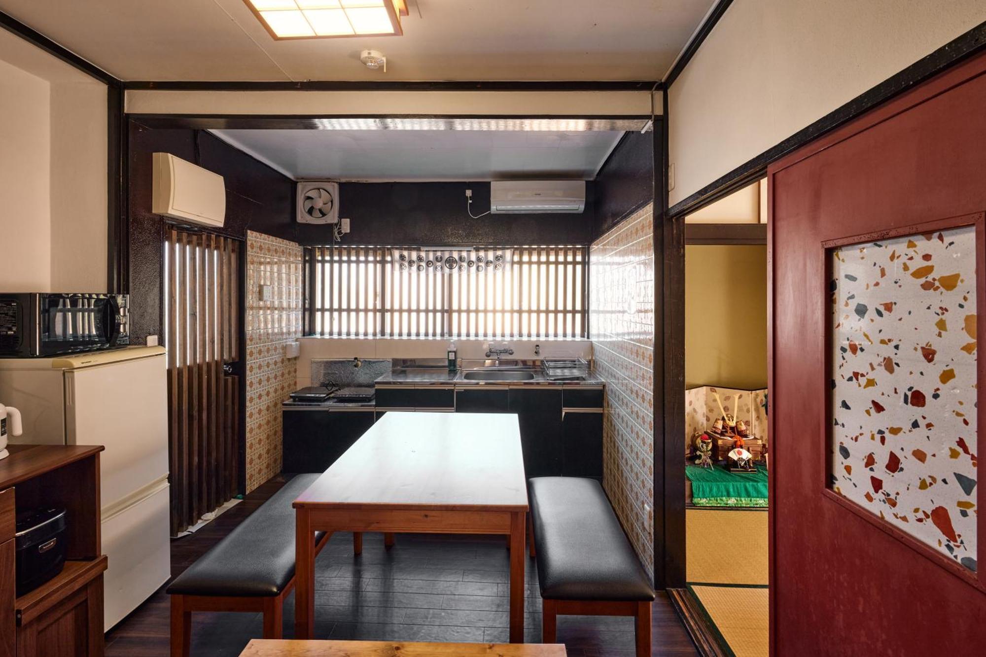 Villa Hakone Kabuto 古民家旅館 150平米 バス停迄一分 準天然温泉 最大12名 Exteriör bild